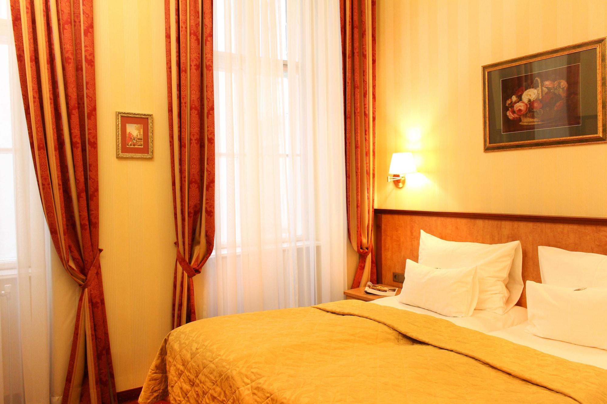 Pension Opera Suites I Self Check In Wina Bagian luar foto