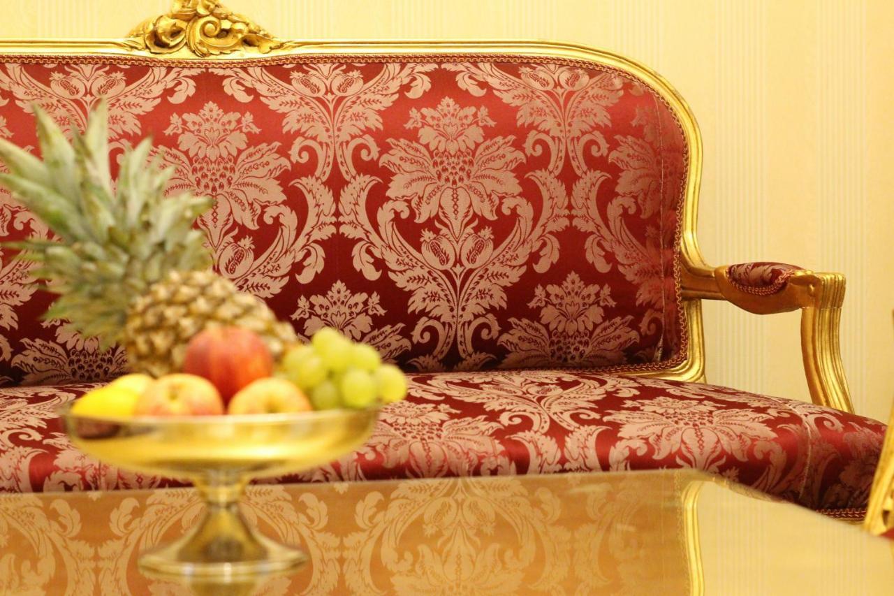 Pension Opera Suites I Self Check In Wina Bagian luar foto