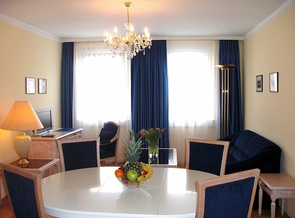 Pension Opera Suites I Self Check In Wina Bagian luar foto